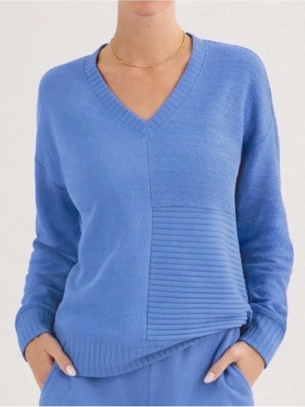 Cabi Skipper V-Neck Textured Panel Sweatshirt Lightweight Sz M Layer Neutral
